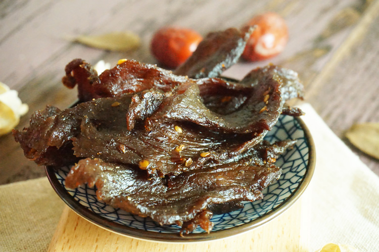 汕尾海豐公平特產(chǎn)正宗牛肉脯香辣牛肉干零食潮汕美食日興牌100克