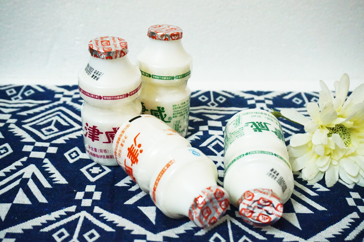 汕尾海豐特產(chǎn)津威飲料酸奶兒童乳酸菌80后90后經(jīng)典兒時(shí)零食4瓶1排