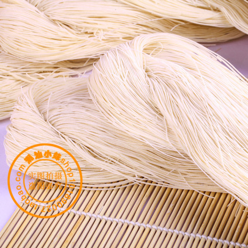 促銷 廣東潮汕特產(chǎn)半手工面線機(jī)面當(dāng)天制作細(xì)面線咸面線面條500g