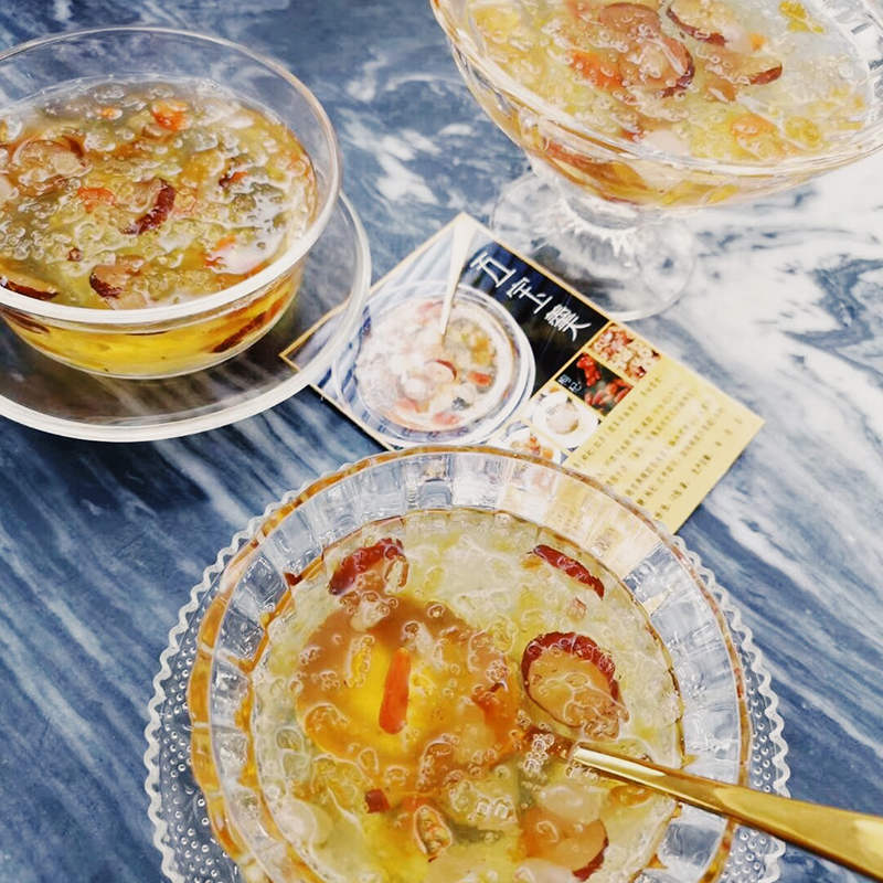 網(wǎng)紅五寶美容羹天然植物套餐桃膠雪燕皂角枸杞紅棗養(yǎng)顏膠原蛋白
